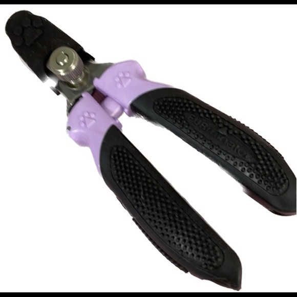 Furminator Nail Clipper for Small Dogs - Picture 2 of 6